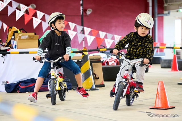 親子無料自転車教室“へんしんバイク”