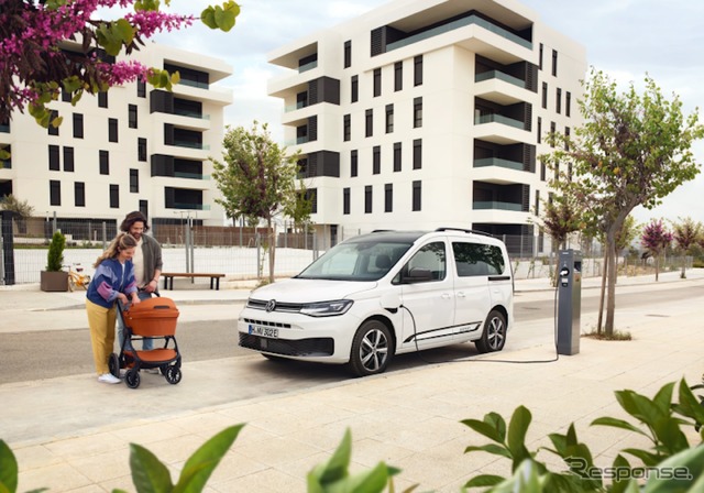 VWの小型ミニバン『キャディ』の欧州2025年モデルPHEV