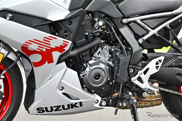 スズキ GSX-8R