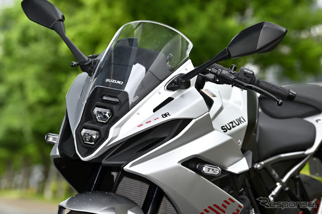 スズキ GSX-8R