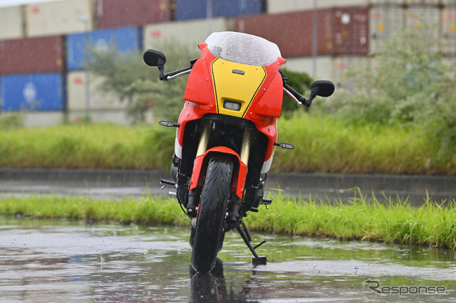 ヤマハ XSR900GP