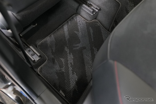 トヨタ・GRカローラ用フロアマット・フルセットOCD RHD