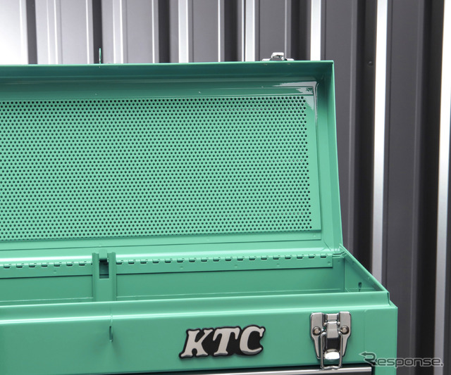 「KTC×エヒメマシン」コラボ限定ツールチェストに、爽やかな新色・ターコイズグリーンが追加