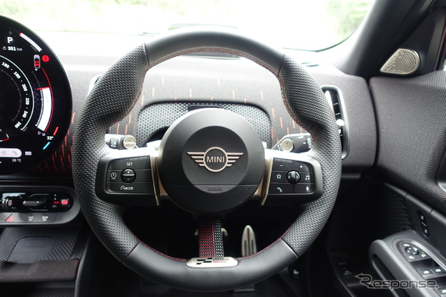 MINI JCW カントリーマン