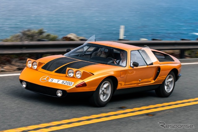 ロータリーエンジンを搭載したメルセデスベンツ C111-II