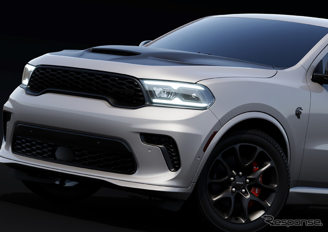 ダッジ・デュランゴ SRTヘルキャットの「シルバーバレット」