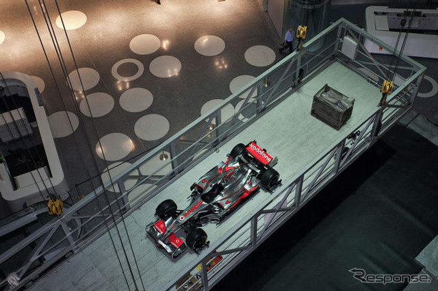 ハミルトンの08年F1優勝マシン、メルセデスミュージアムに収蔵