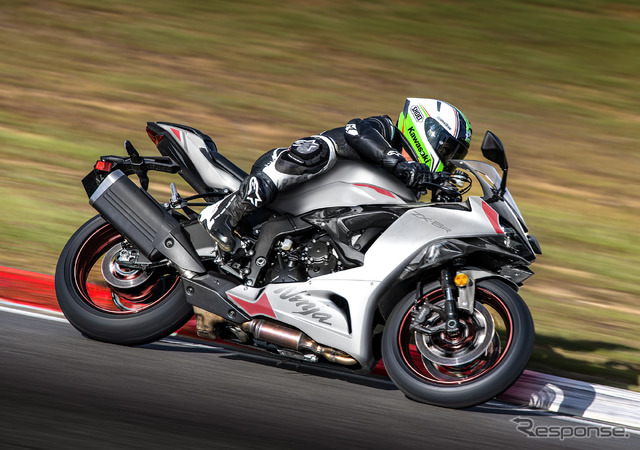 カワサキ Ninja ZX-6R
