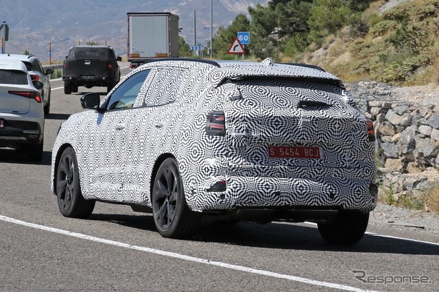 ルノー・オーストラル改良新型のプロトタイプ