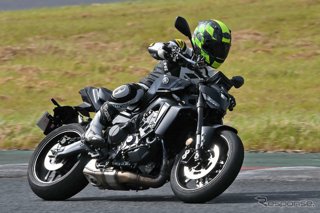 ヤマハ MT-09 Y-AMT