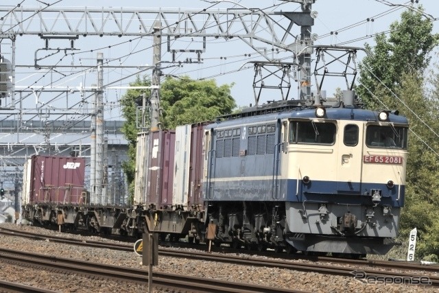 EF65形式電気機関車(展示車両と同型)