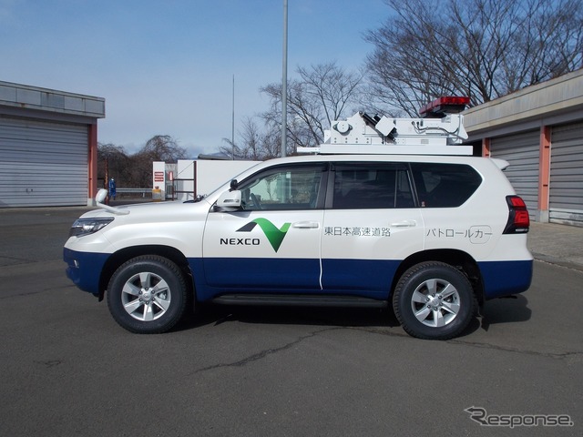NEXCO東日本パトロールカー(ランドクルーザー)