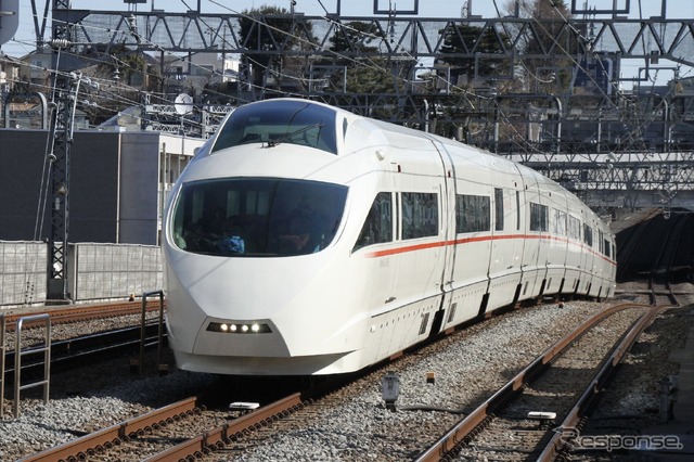 特急ロマンスカー・VSE(50000形)