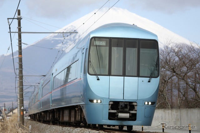 特急ロマンスカー・MSE(60000形)
