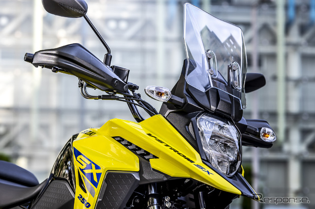 スズキ Vストローム250SX
