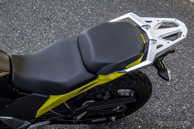 スズキ Vストローム250SX