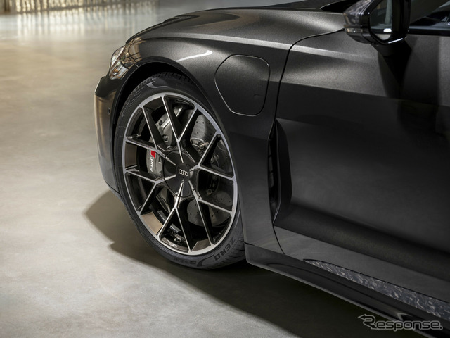 アウディ e-tron GT 世界限定299台の「エクスクルーシブ」