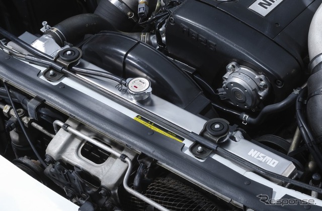 スカイラインGT-R(BNR32)用 ラジエター 初代NISMOロゴバージョン