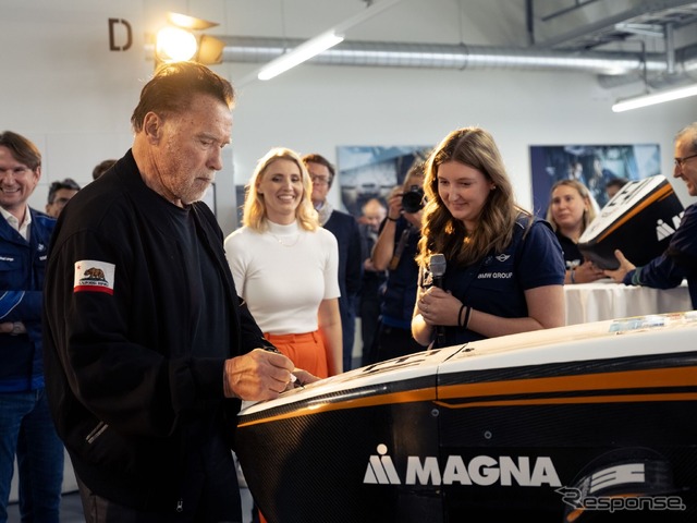 アーノルド・シュワルツェネッガー氏の立ち合いの下、BMWグループのオーストリア工場が再生可能エネルギーへ完全移行