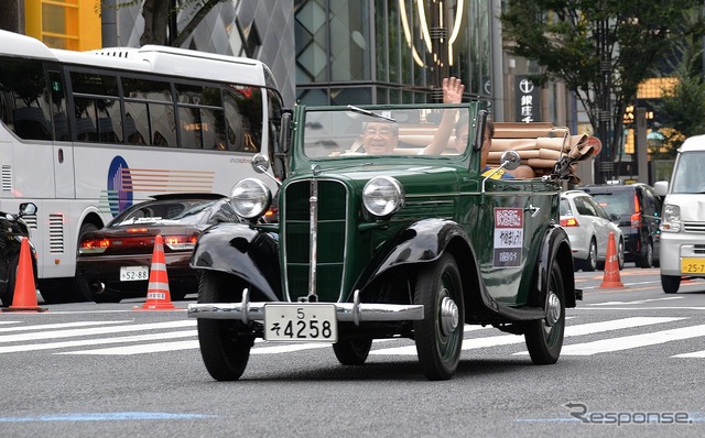 2024年秋の全国交通安全運動 築地~歩行者 SAFETY ACTION~クラシックカーパレード