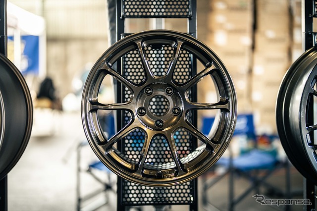ボルクレーシング『ZE40』湾岸BASE YOKOHAMA~オプションストリートナイトフェス~