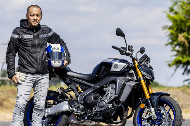 小川勤氏とヤマハ MT-09 SP
