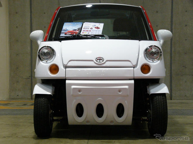 【東京スペシャルインポートカーショー09】スーパーカー&EVでエコ?