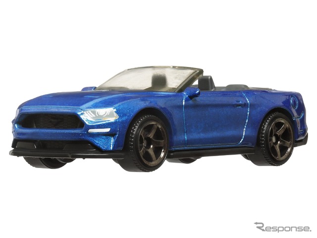 2018 フォード・マスタング・コンバーチブル(9月28日発売)