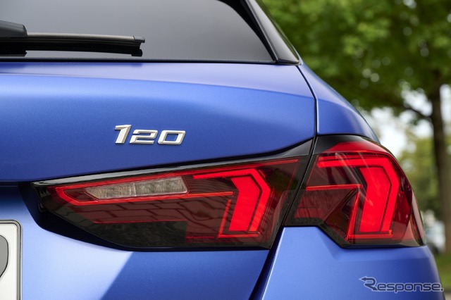 BMW 1シリーズ 新型(120)