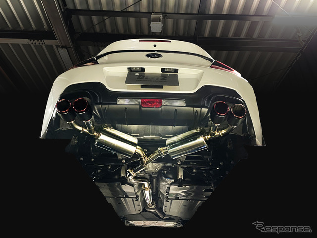 ニュルスペック・カスタムエディション 『GR86/BRZ」AT車用カーボンレッドテールセット(CR)装着例