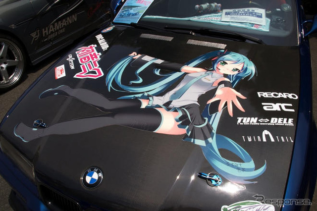 【東京スペシャルインポートカーショー09】写真蔵…輸入車の“痛車”たちが集結!