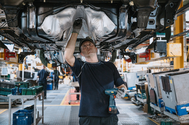 ジャガー・ランドローバーの英国ヘイルウッド工場