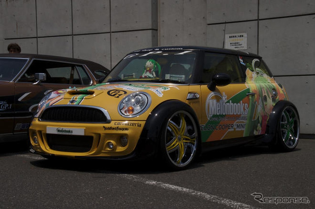 【東京スペシャルインポートカーショー09】写真蔵…輸入車の“痛車”たちが集結!