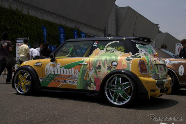 【東京スペシャルインポートカーショー09】写真蔵…輸入車の“痛車”たちが集結!