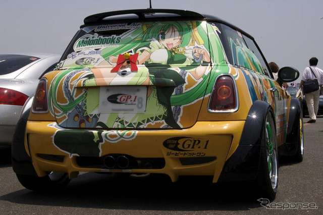 【東京スペシャルインポートカーショー09】写真蔵…輸入車の“痛車”たちが集結!
