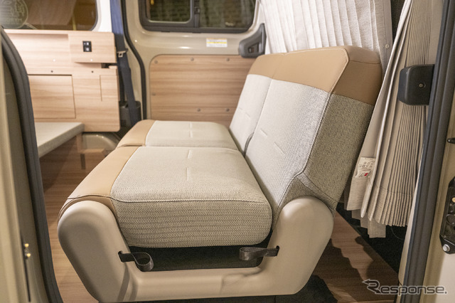 日産 NV200『MYROOM』
