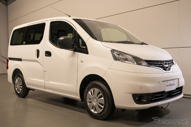 日産 NV200