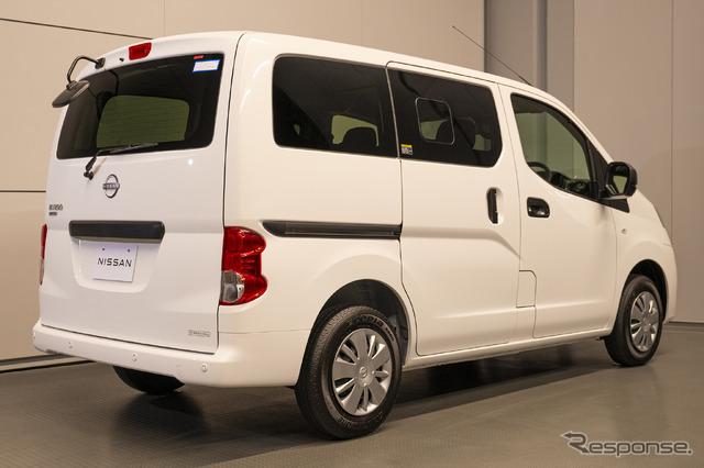 日産 NV200