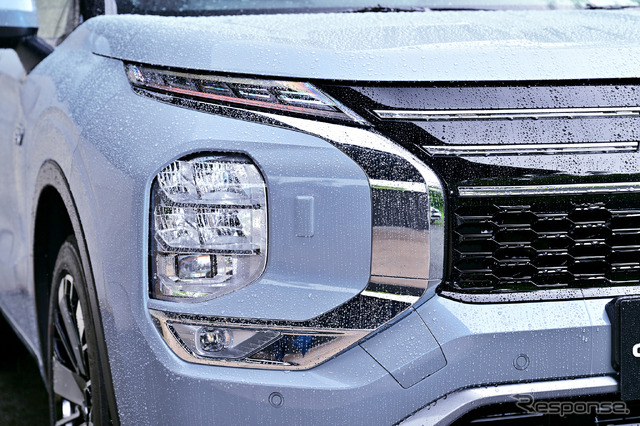 三菱アウトランダーPHEV