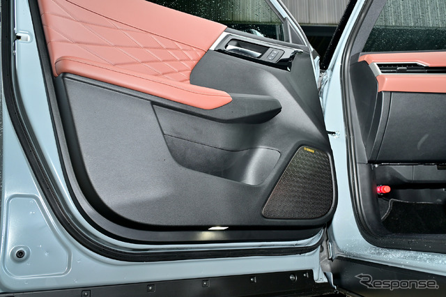 三菱アウトランダーPHEV