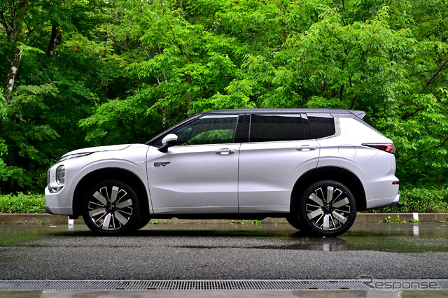 三菱アウトランダーPHEV