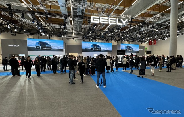 GEELYブース(Electric Vehicle Expo)