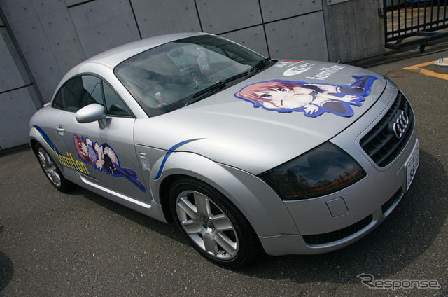 【東京スペシャルインポートカーショー09】アウディTT with 不思議っ子とみたん号!Go!