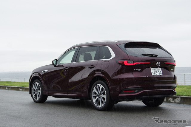 マツダ CX-80 PHEV(プレミアムモダン)