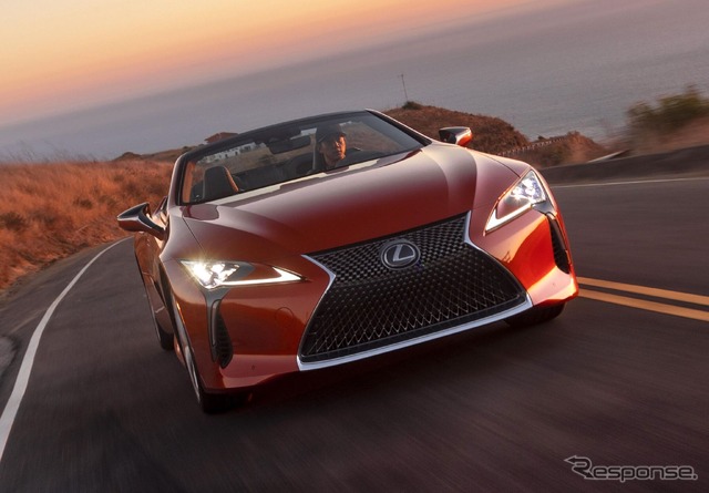 レクサスLC500コンバーチブルの2025年モデル(米国仕様)