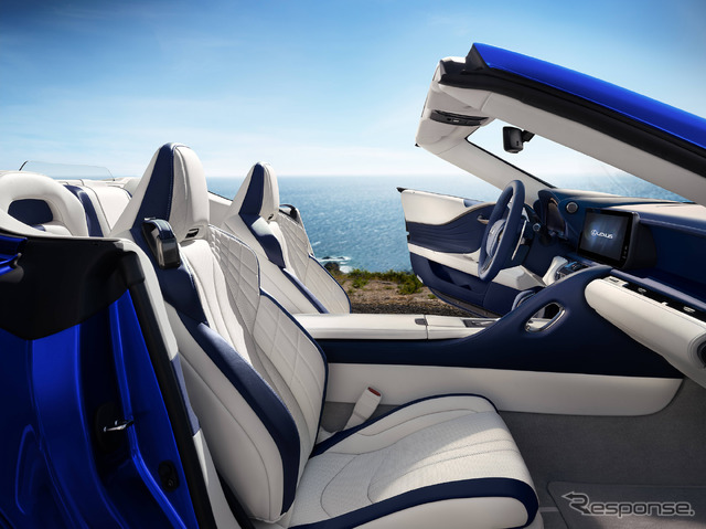 レクサスLC500コンバーチブルの2025年モデル(米国仕様)