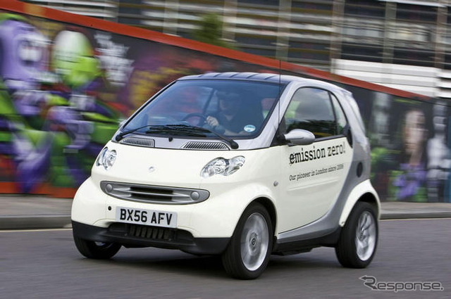 スマートの電気自動車、英国で実証実験へ