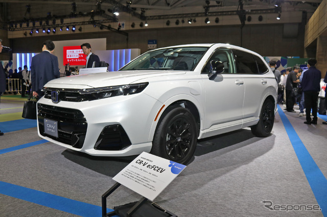 日本自動車工業会各車の車両展示コーナーには『CR-V e:FCEV』を展示