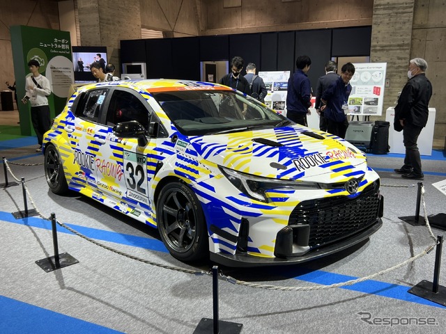 車両展示コーナーでは水素エンジンカローラやスーパー耐久シリーズでの取り組みを紹介