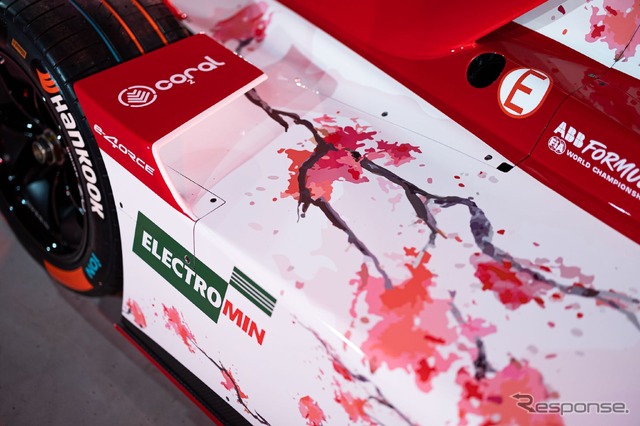 日産の新デザインのフォーミュラEマシン